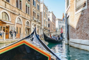 Wenecja: Wycieczka po mieście z ulicą św. Marka i przejażdżką gondolą