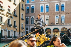 Wenecja: Wycieczka po mieście z ulicą św. Marka i przejażdżką gondolą