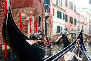 Wenecja: Wycieczka po mieście z ulicą św. Marka i przejażdżką gondolą