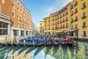 Venice: City Highlights Walking Tour with Optional Gondola