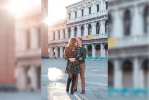 Venice: City Portrait Session with Professional Photographer