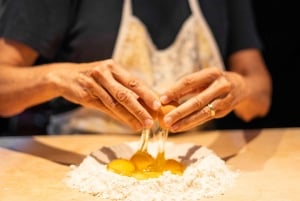 ヴェネツィア：シェフFrancescoによる料理教室と生演奏をお楽しみください