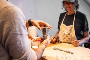 ヴェネツィア：シェフFrancescoによる料理教室と生演奏をお楽しみください