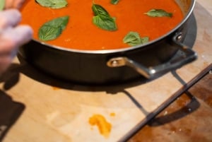 ヴェネツィア：シェフFrancescoによる料理教室と生演奏をお楽しみください