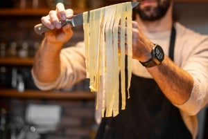 ヴェネツィア：シェフFrancescoによる料理教室と生演奏をお楽しみください