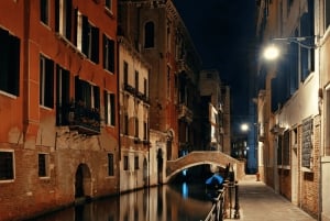 Venice: Crimes, Legends and Mysteries Tour at Sunset