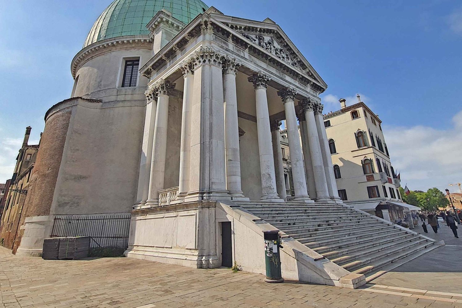 Venice: Crowds-free Early Morning City Center Guided Tour