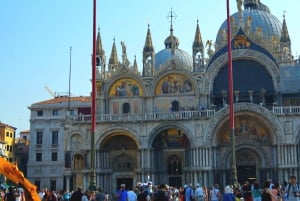 Venice: Basilica, Doge's Palace, Gondola Ride Guided Tour