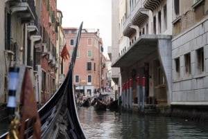 Venice: Basilica, Doge's Palace, Gondola Ride Guided Tour