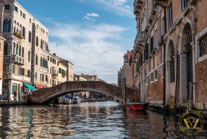 Venice : Discover Venice on hidden Gems Guided Walking Tour