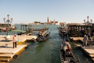 Venice: Doge's Palace and Basilica Tour with Gondola Ride