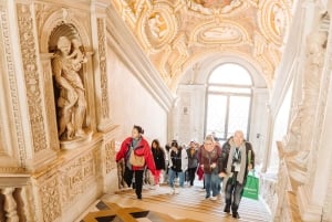 Wenecja: Pałac Dożów, przejażdżka gondolą i Bazylika św. Marka (opcja)