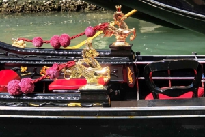 Venice: Doge's Palace Guided-Tour & Gondola Ride