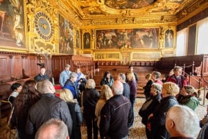 Venice: Doge's Palace Skip-the-Line Tour with Prisons