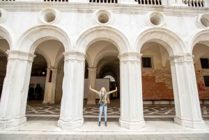 Wenecja: Pałac Dożów: wycieczka z pominięciem kolejki z więzieniami