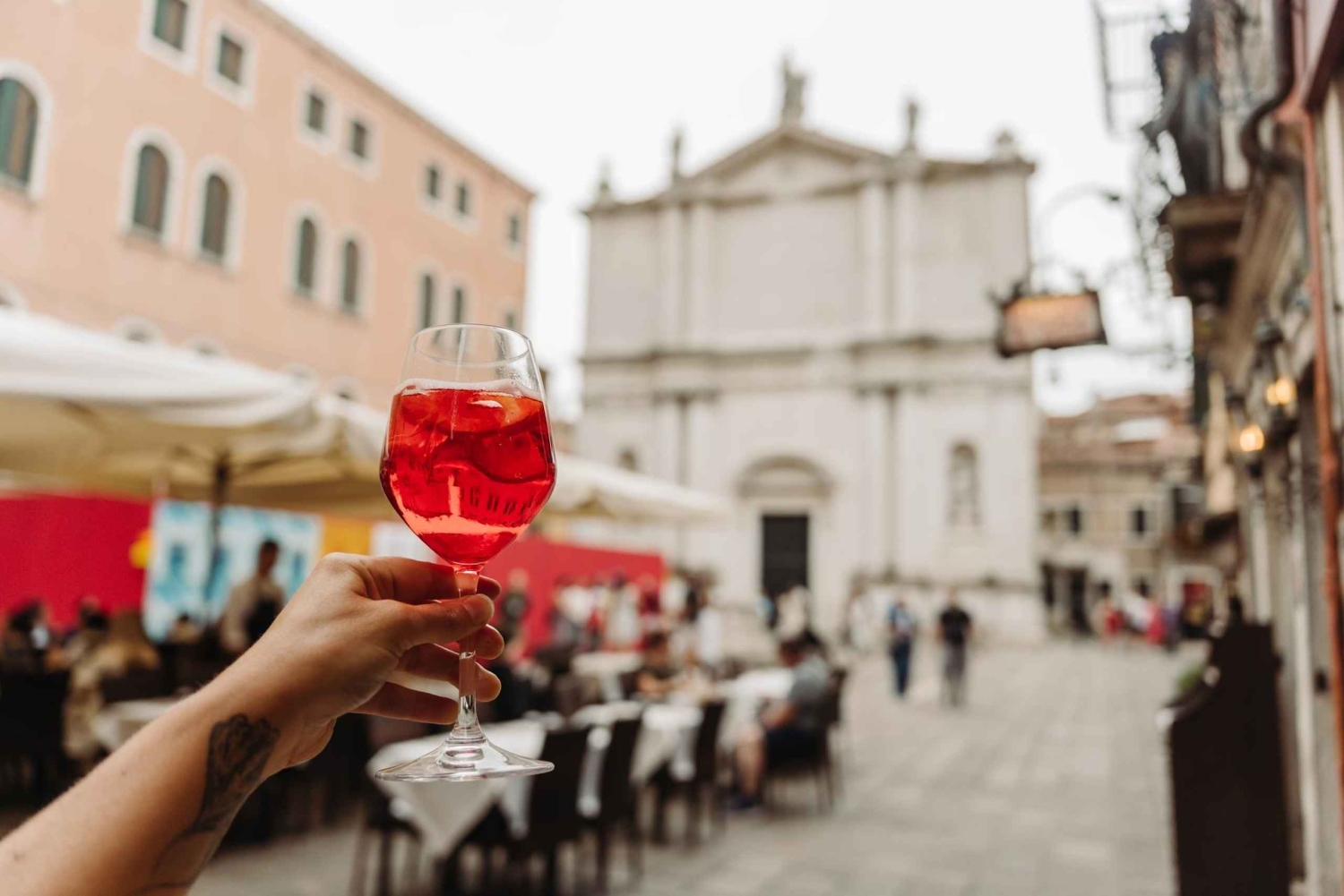 Wenecja: wieczorna wycieczka po cicchetti i winie z obfitymi degustacjami