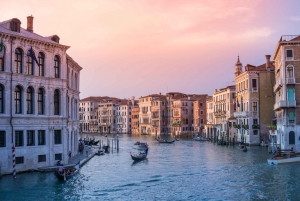 Venice: Express Walk with a Local in 90 minutes