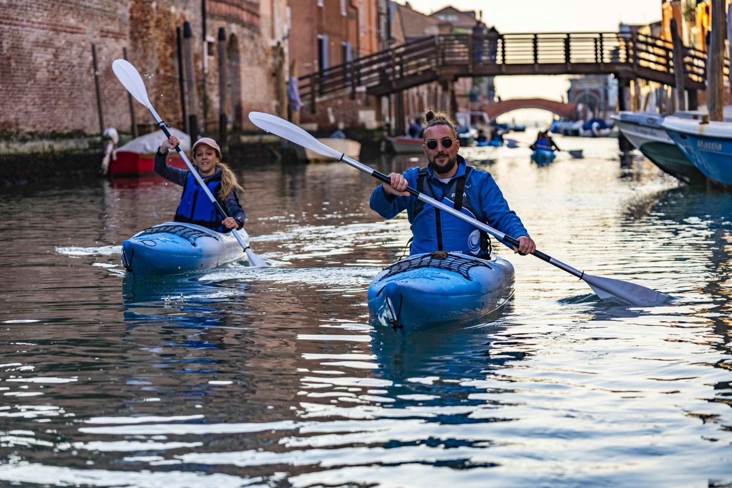 Venice Family Kayaking Class: training on the water