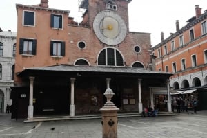 Venice: Fish Market Shopping Walking Tour & Home Cooked Meal