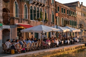 Venezia: tour gastronomico a piedi con guida locale