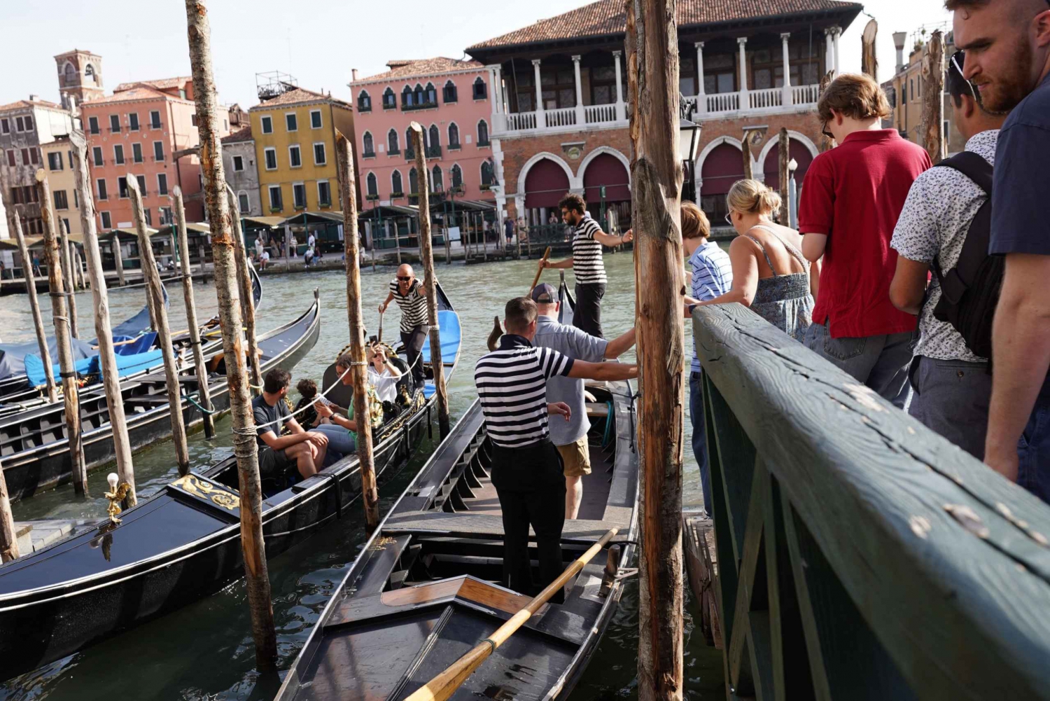Venice: Food Tasting Tour with Cicchetti Dishes and Wine