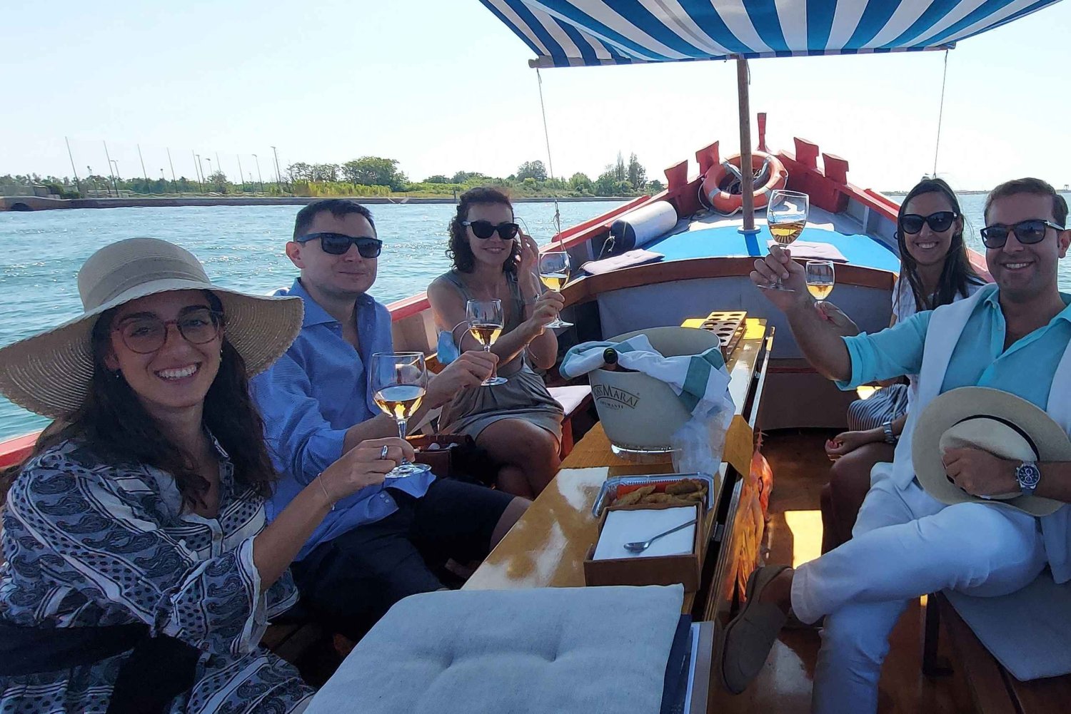 Venezia: tour gastronomico in barca - Isole di Burano e Sant'Erasmo