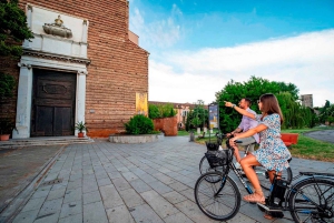 Venice: Full Day Bike Rental