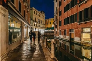 Spökvandring i Venedig: Utforska hemsökta legender och antika ruiner