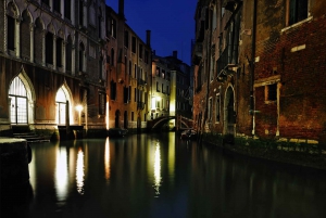 Venice: Ghost Tour to Rialto and San Marco Square