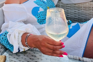 Venecia: crucero al atardecer con música clásica y cóctel.