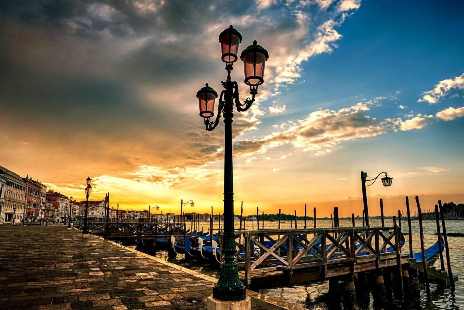 Venice: Gondola & Doge's Palace