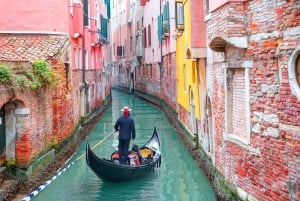 Venice: Gondola Ride Along Grand Canal and Hidden Corners