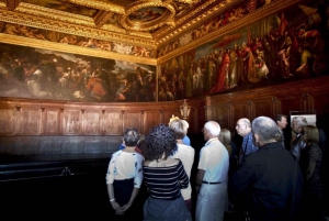 Venice Gondola ride and Skip the line Doge's Palace Tour