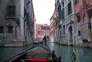 Venice: Gondola Ride and St. Mark's Basilica Tour