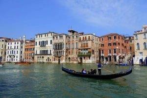 Venice: Gondola Ride and St. Mark's Basilica Tour