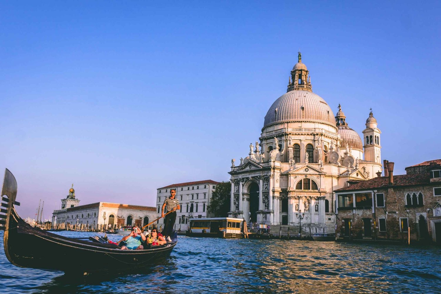 VENICE: Gondola Ride with Local Guide