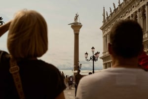 Venezia: Tour di un giorno intero con Gondola, Palazzo Ducale e Basilica