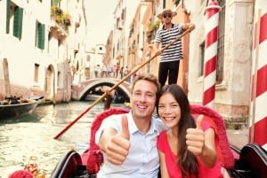 Venice: Grand Canal by Gondola with Live Commentary