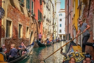 Venice: Grand Canal by Gondola with Live Commentary