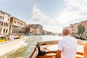 Venedig: Private Bootsfahrt auf dem Canal Grande