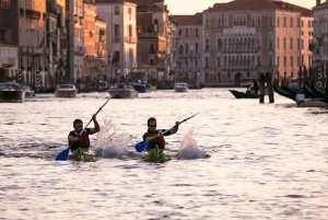 Venice: Guided Canal Kayak Tour at Day, Night, or Sunset