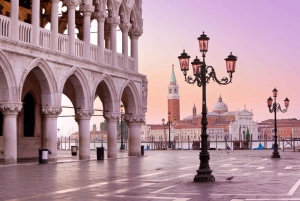 Venice: Guided Historic Center Private Walking Tour