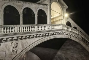 Venice: Guided Night Walking Tour & Saint Mark's Basilica