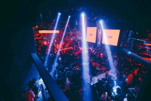 Venice: Guided Pub Crawl with VIP Entry and Free Shots