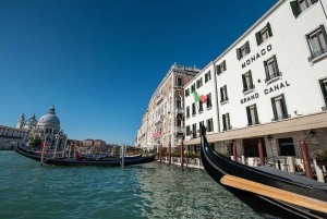 Venice: Guided Walking Tour and Gondola Ride
