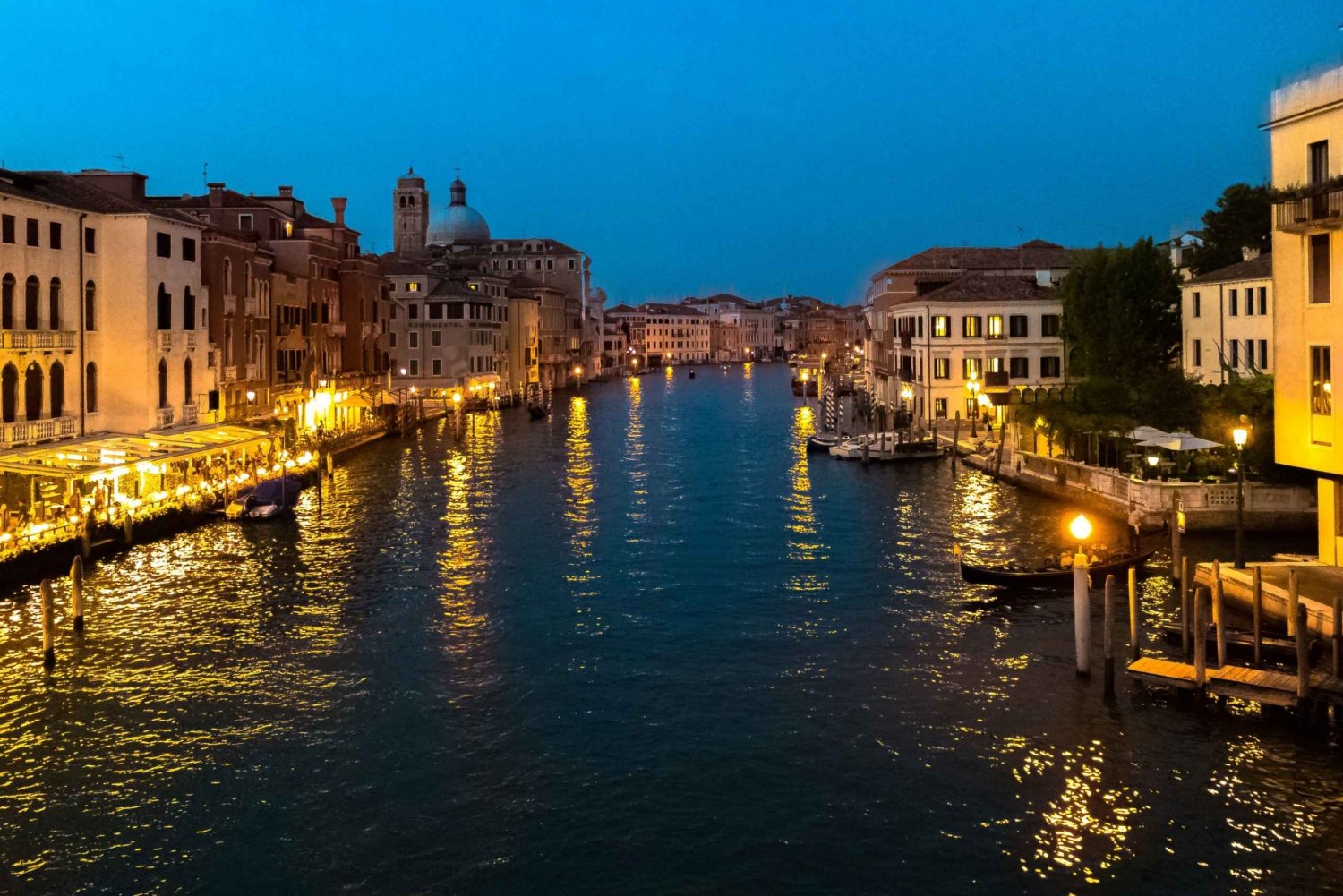 Venedig: Highlights und versteckte Juwelen Rundgang bei Nacht