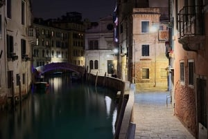 Venice: Highlights and Hidden Gems Night Walking Tour