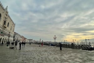 Venice: St. Mark's Basilica & Doge's Palace Tour with Ticket