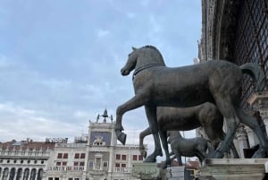 Venice: St. Mark's Basilica & Doge's Palace Tour with Ticket