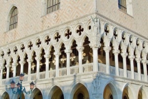 Venice: Historical Walking Tour and Doge's Palace